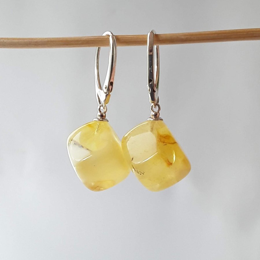 Baltic amber gemstone cube and 925 sterling silver dangle earrings lever back