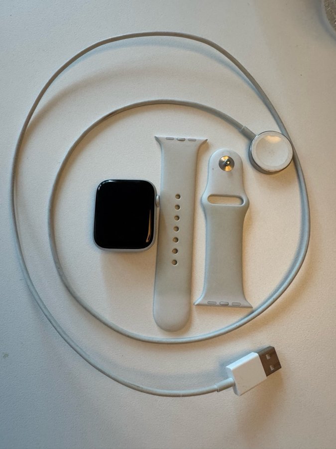 Apple Watch Series 5 GPS+ Cellular 44mm aluminium