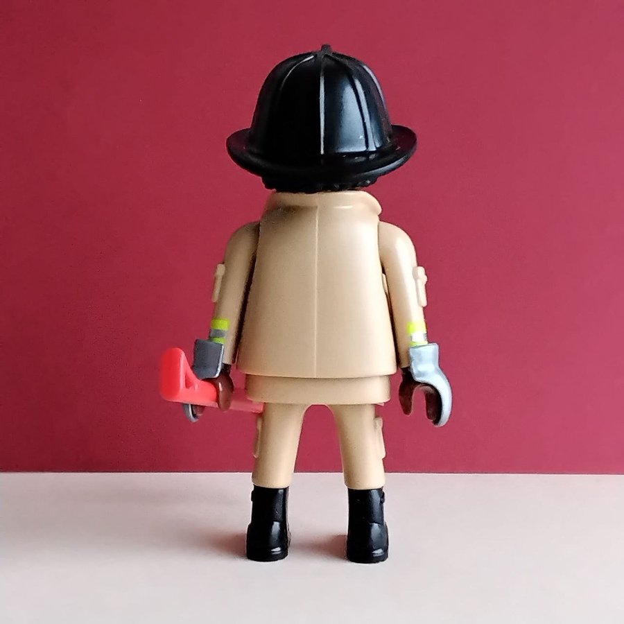 Playmobil brandman med yxa (71207)