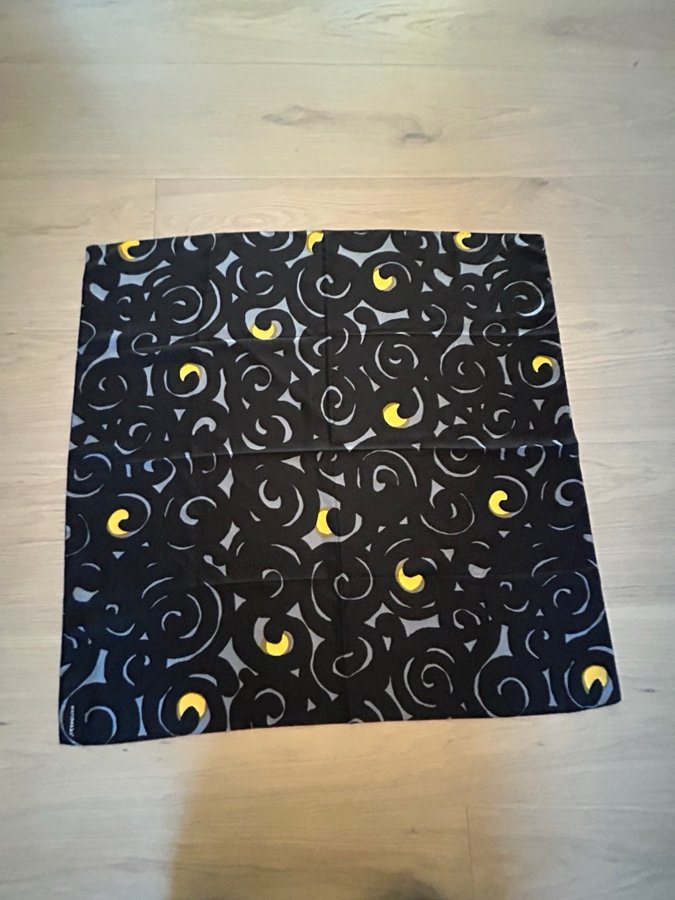 Marimekko ”sonaatti” scarf 1900-tal