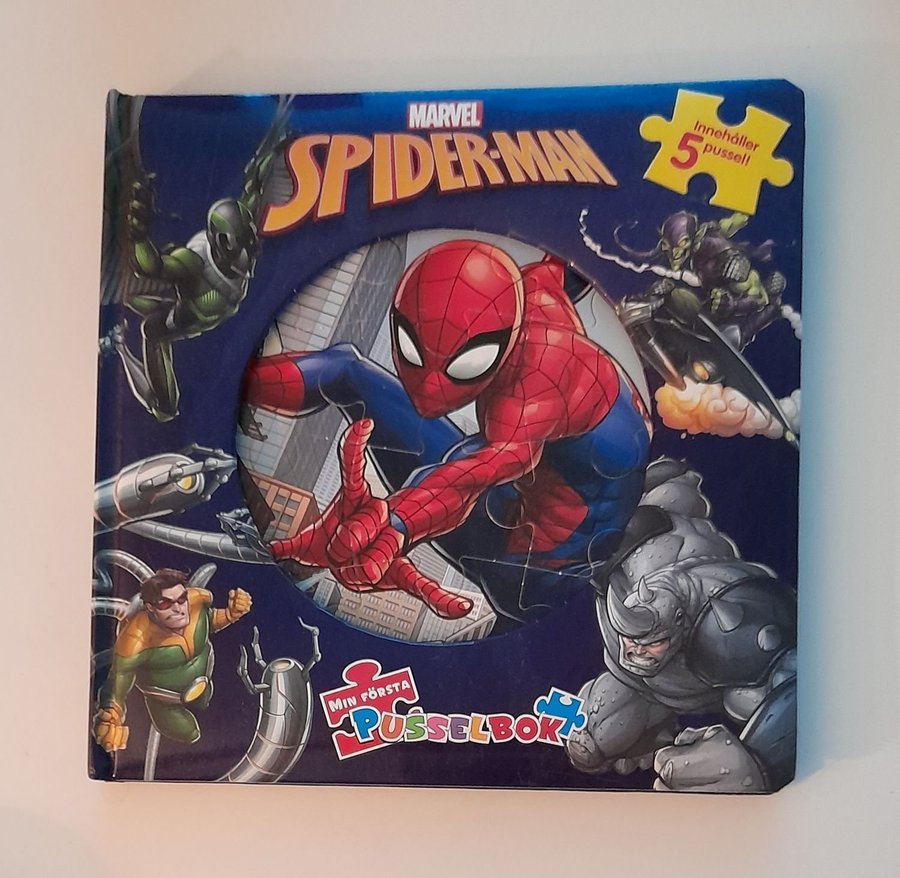 Spider-Man Pusselbok / 5 Pussel / Marvel / Min Första Pusselbok