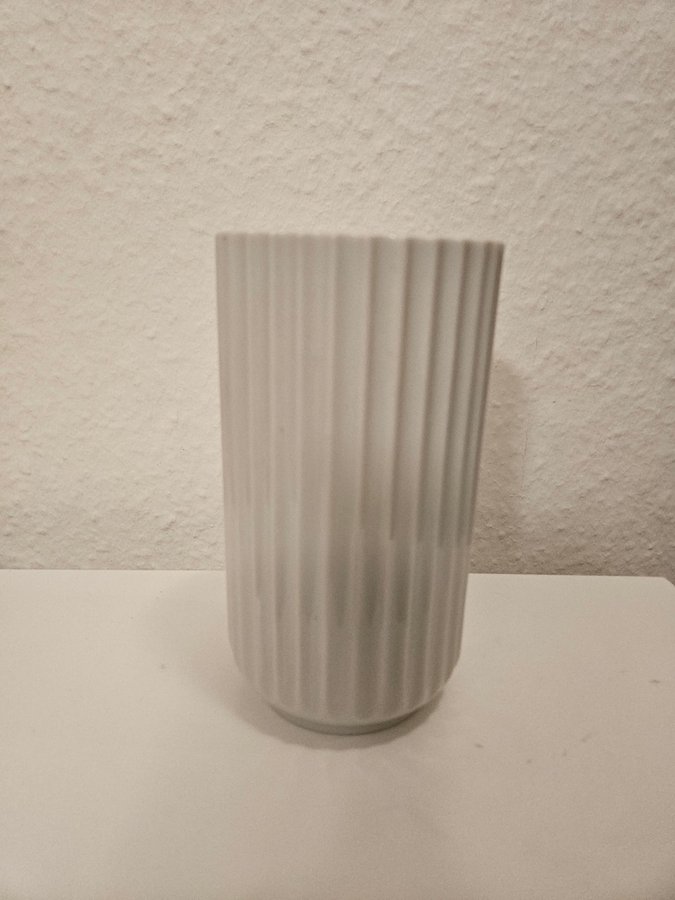 Ældre Lyngby vase