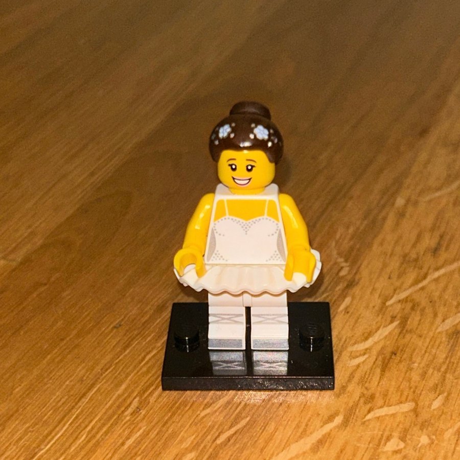 Lego Minifigures Series 15 - Ballerina