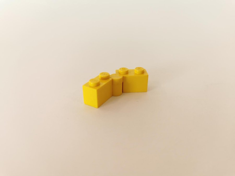 Lego - brick - hinge - gångjärn - part 3830 / 31 - gul