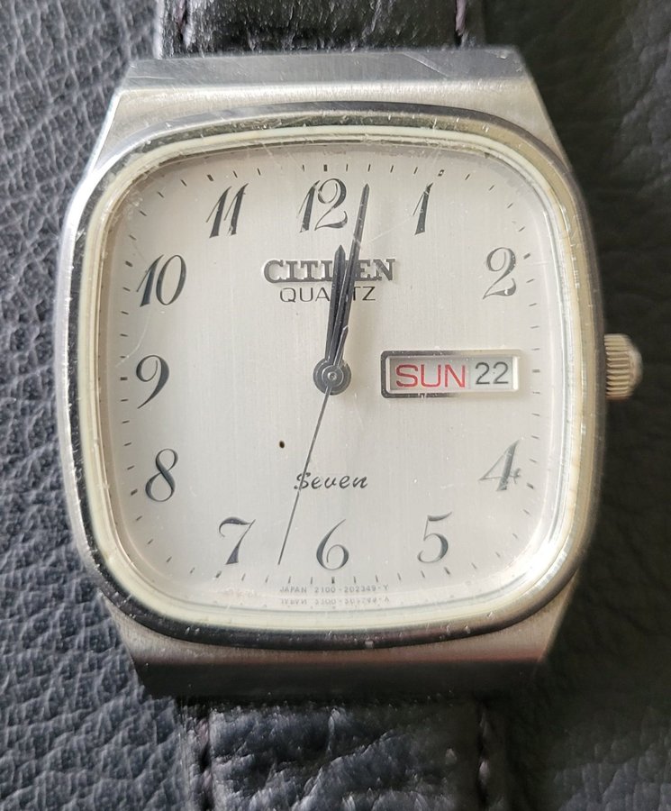 Citizen Quartz Klocka