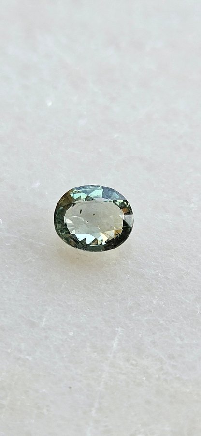 Naturlig Grön Safir 0.89Ct