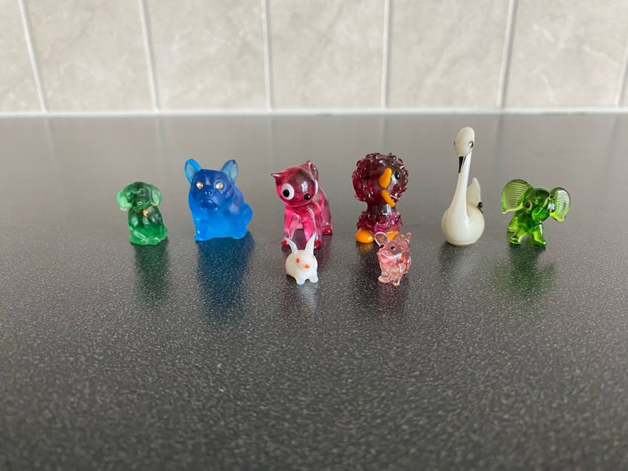 8 stycken mini figurer av djur i glas, glasdjur, djurfigur, prydnad