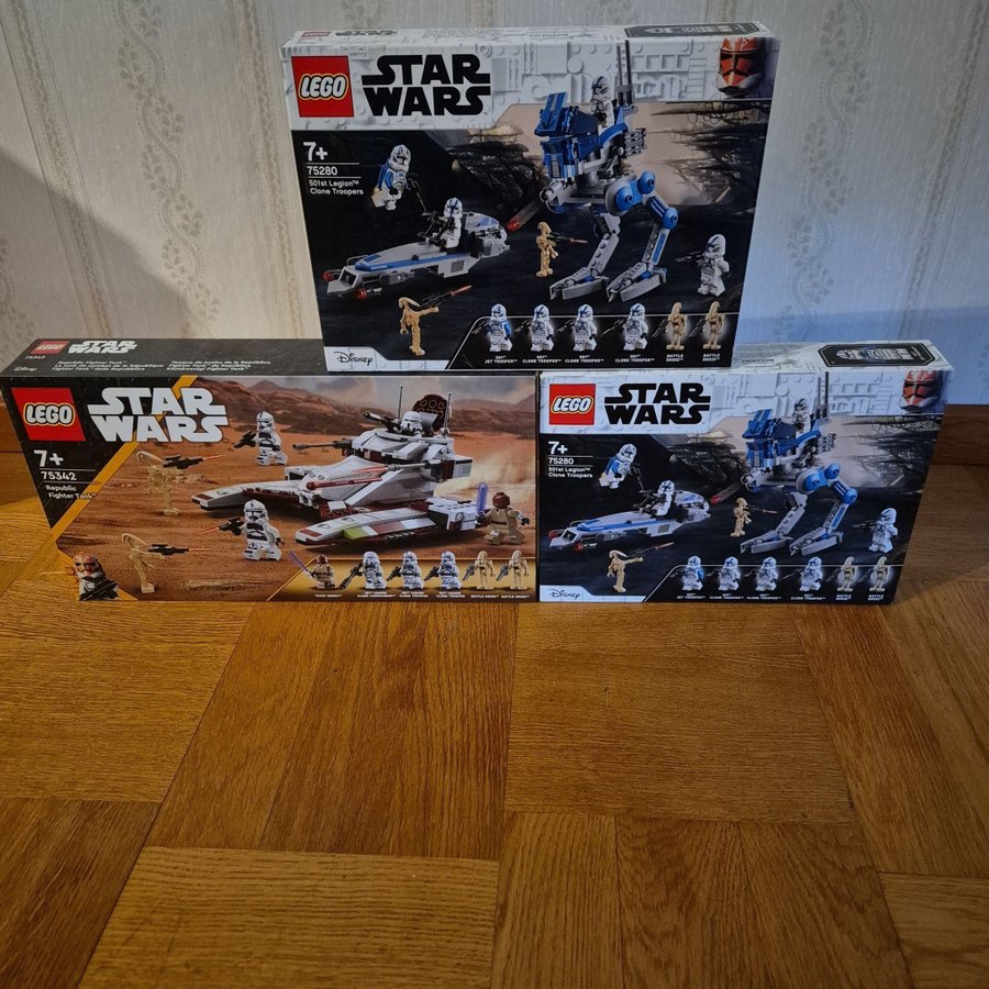 LEGO Star Wars 75280 Clone Troopers  75342 Republic Fighter Tank