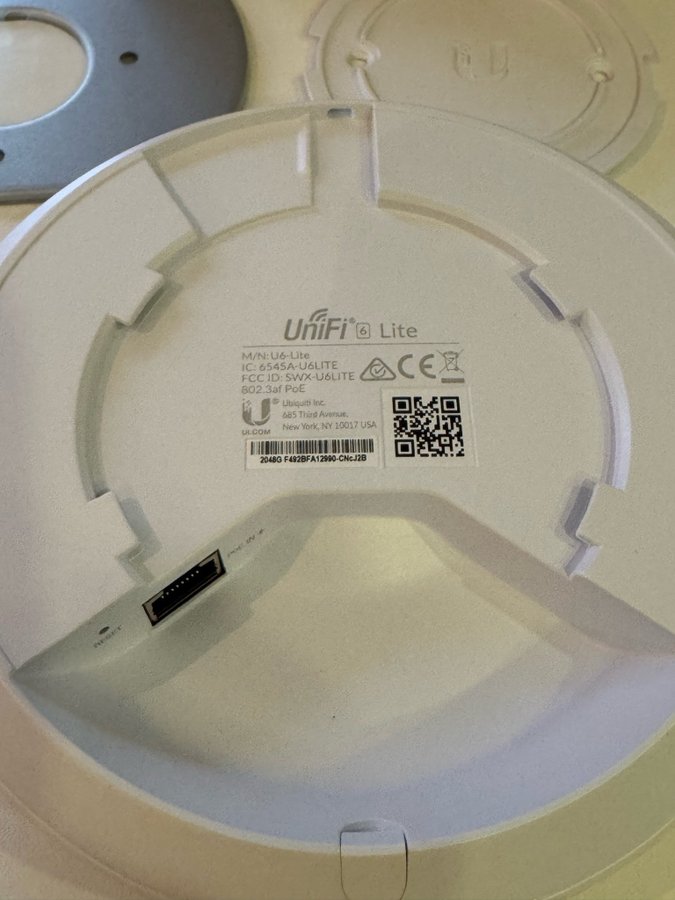 Ubiquiti UniFi Access Point U6 Lite