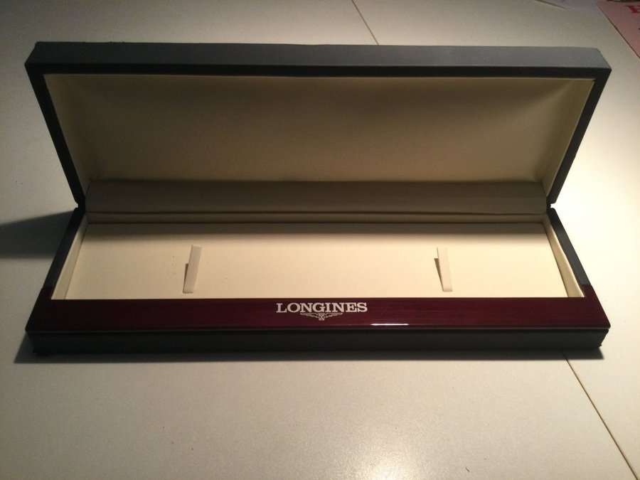 Longines Box låda etui fodral armbandsur fr nedlagd verkstad butik dödsbo Fynd