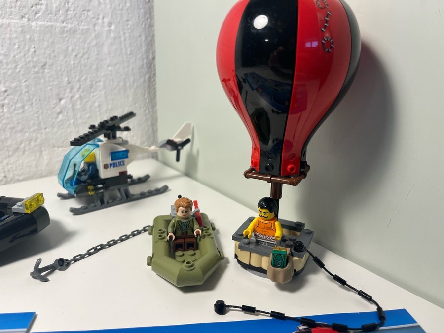 Lego city båtar, helikopter och luftballong