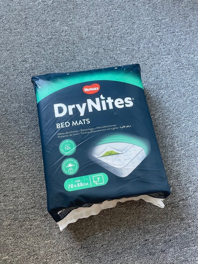 DryNites bed mats från Huggies 5 packs (28 st)