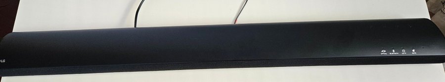 LG Soundbar med Subwoofer