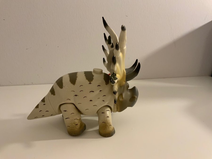 Leksaksdinosaurie - Styracosaurus