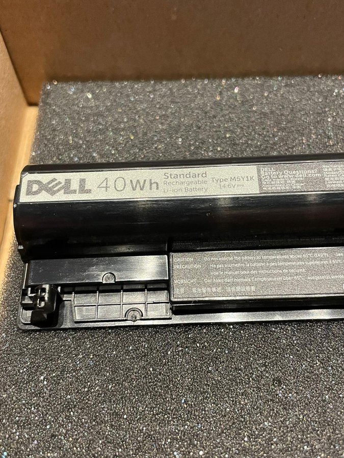 DELL 5558 Original Battery M5Y1K 4 Cell Laptop Battery - Untested