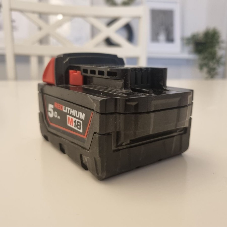 Milwaukee M18 50 batteri HELT NYTT(aldrig använt)