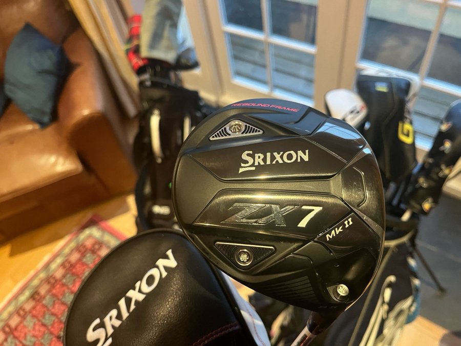 Ny Srixon ZX7 MK II Driver med Graphite Design Tour AD HD Stiff-skaft