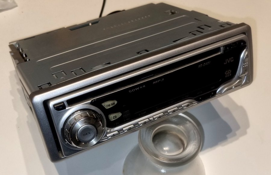 JVC KD-G401 CD/MP3 Bilstereo 4 x 50W Som ny.