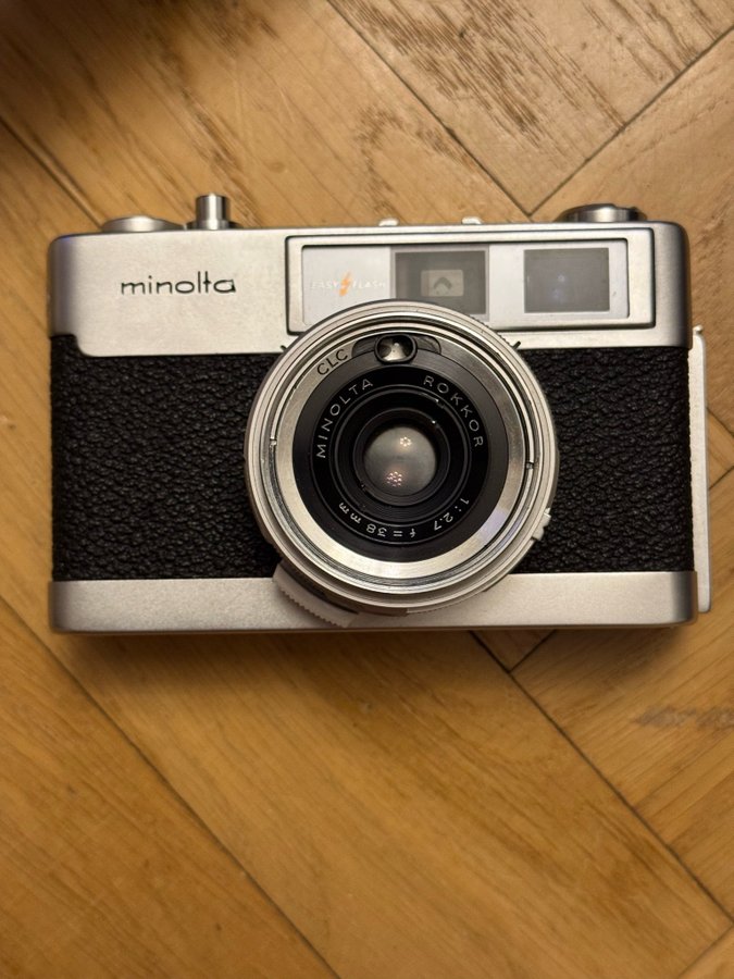 Minolta AL-F Rokkor kamera