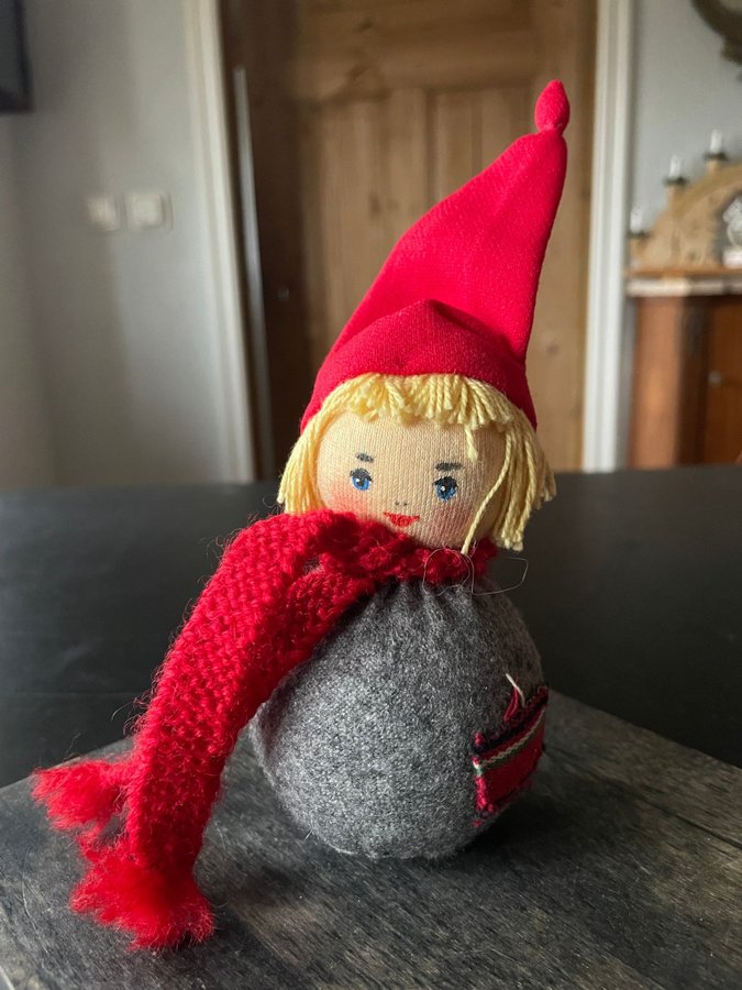 CHARLOTTE WEIBULL, Söt tomte docka