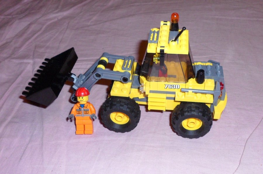 LEGO : City / Front-End Loader Set 7630