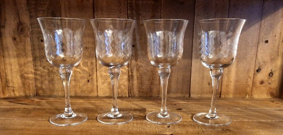 4 st Optic Swirl stora rödvinsglas röd vin glas vinglas i vintage modell