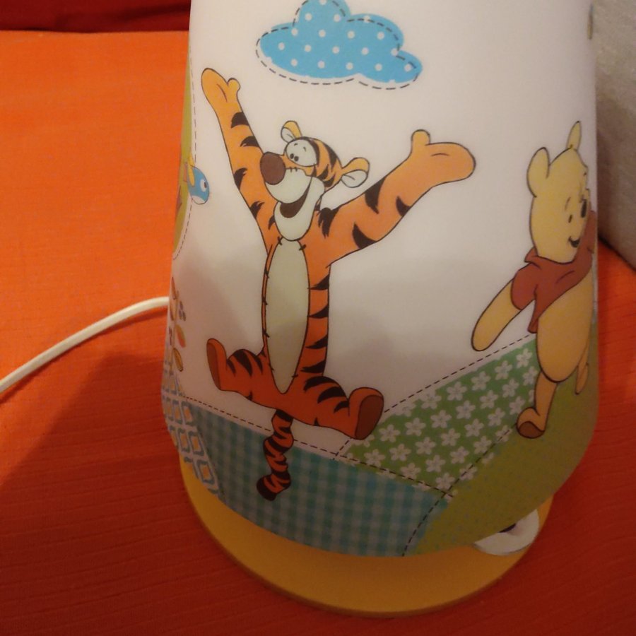 Philips LED Barnlampa med Tigger och Nalle Puh