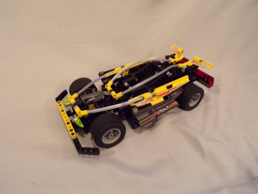 Lego Racer 8472 Street n Mud racer, komplett med motor, instruktion och kartong