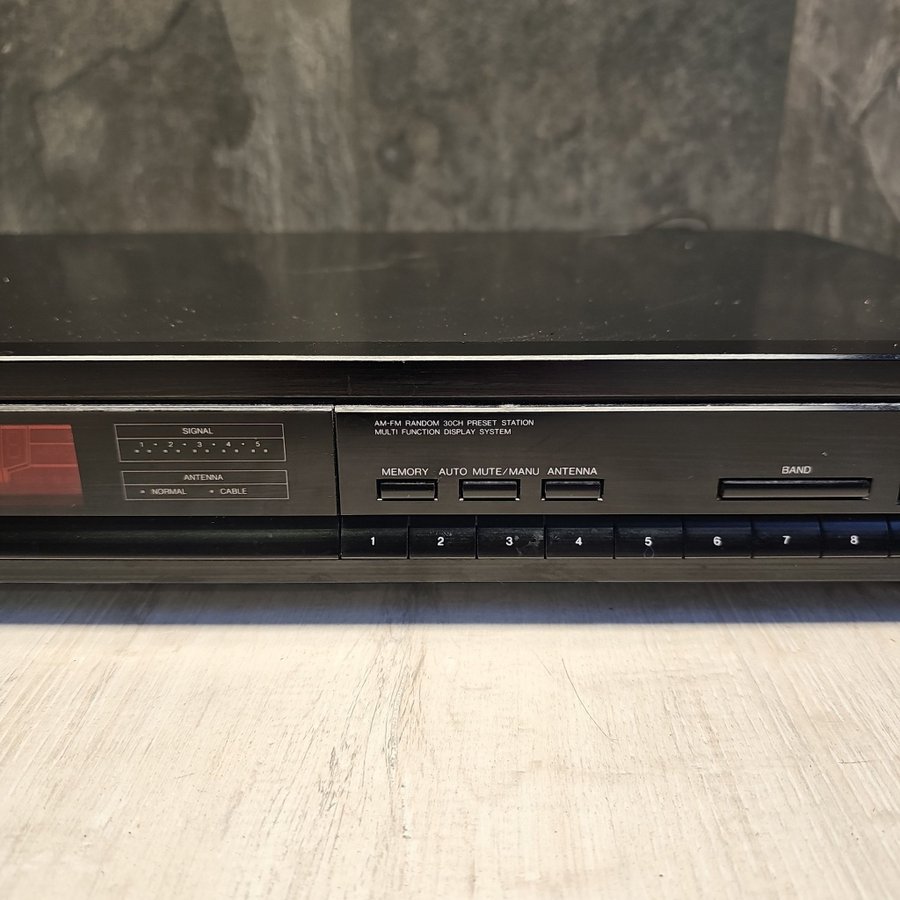 Denon TU-460 AM/FM Stereo Tuner