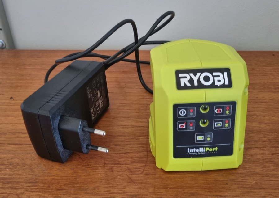 Ryobi Intelliport Laddare RC18115, 18 V, Li-ion