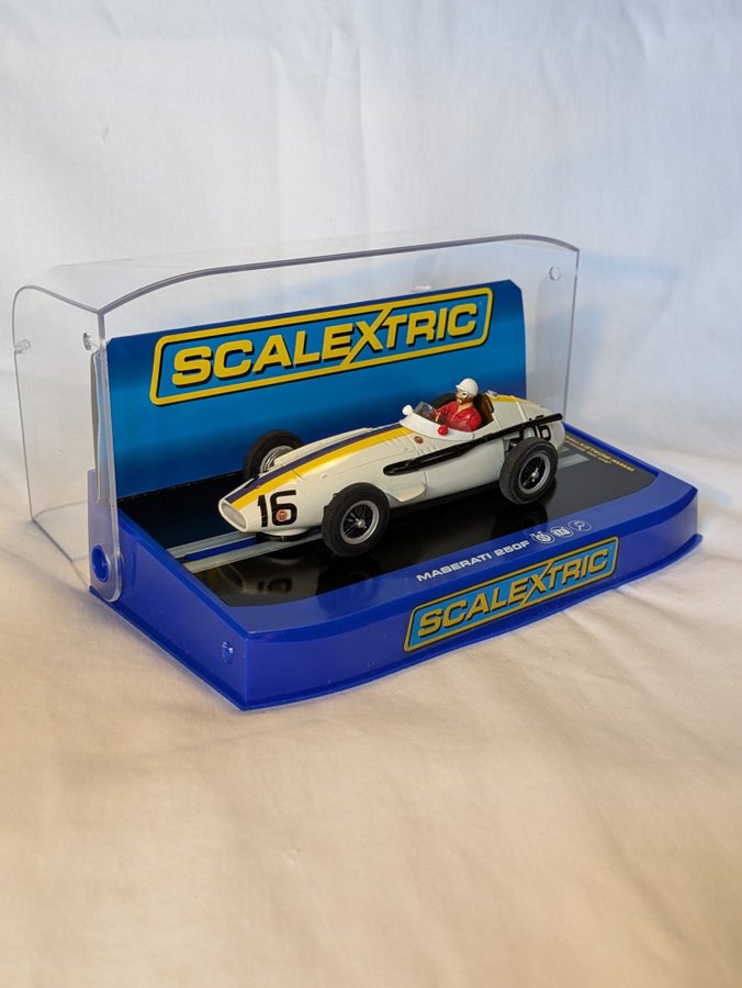 Scalextric C.3403 Maserati 250F GP 1957