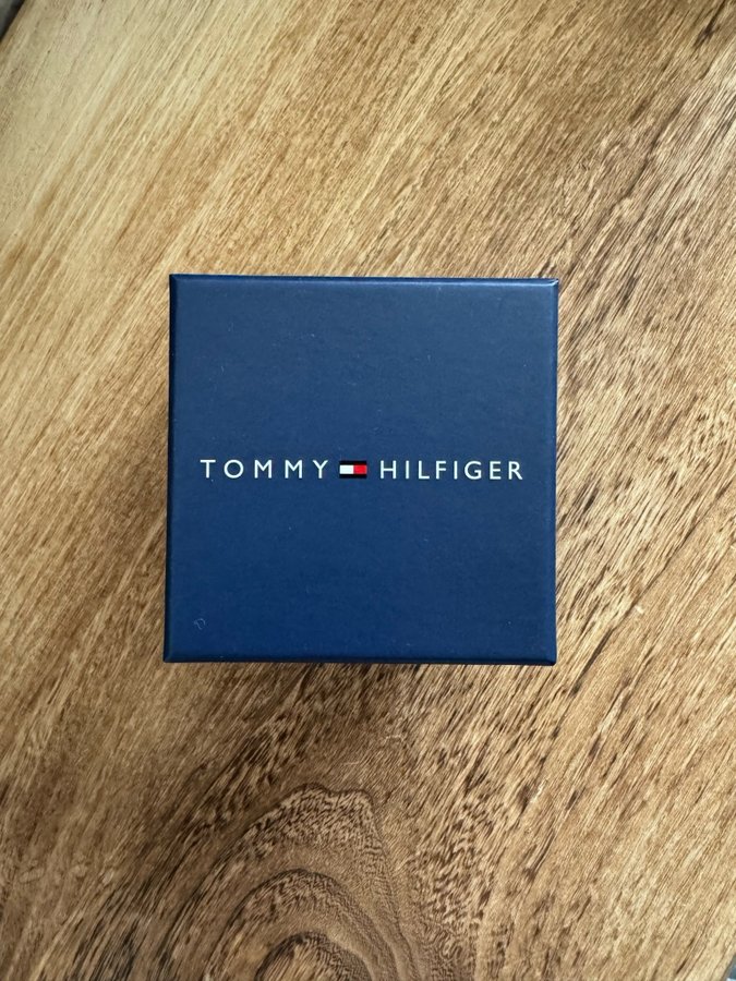 Tommy Hilfiger Herrarmbandsur i guld