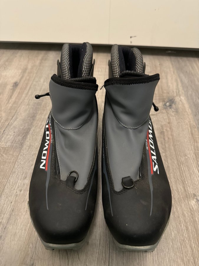 Salomon pjäxor strl 45 1/3 SNS bindning