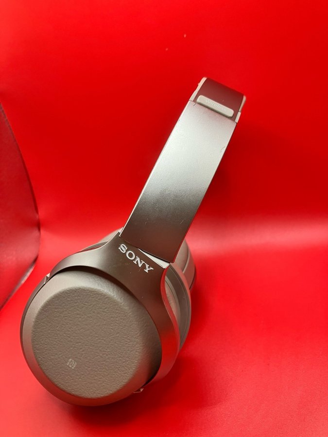 Sony WH-1000XM2 Trådlösa hörlurar