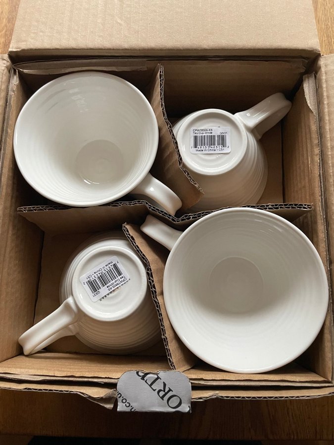 Spode 4 stycken tekoppar och fat 23 cl design av Sophie Conran