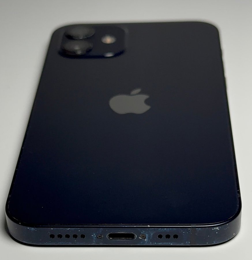 iPhone 12 64 GB Svart -"Face ID fungerar inte"