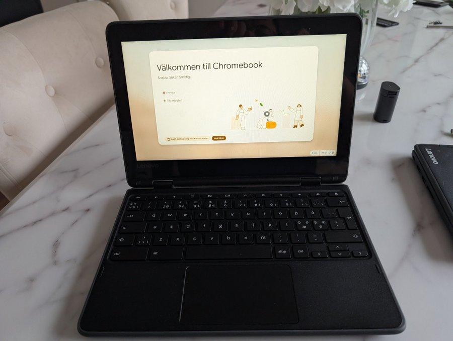 Lenovo Chromebook 300e