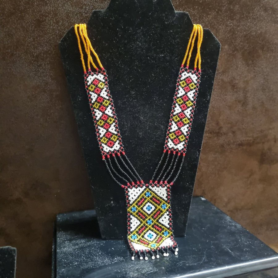 Vintage lDulay tribal pärlhalsband