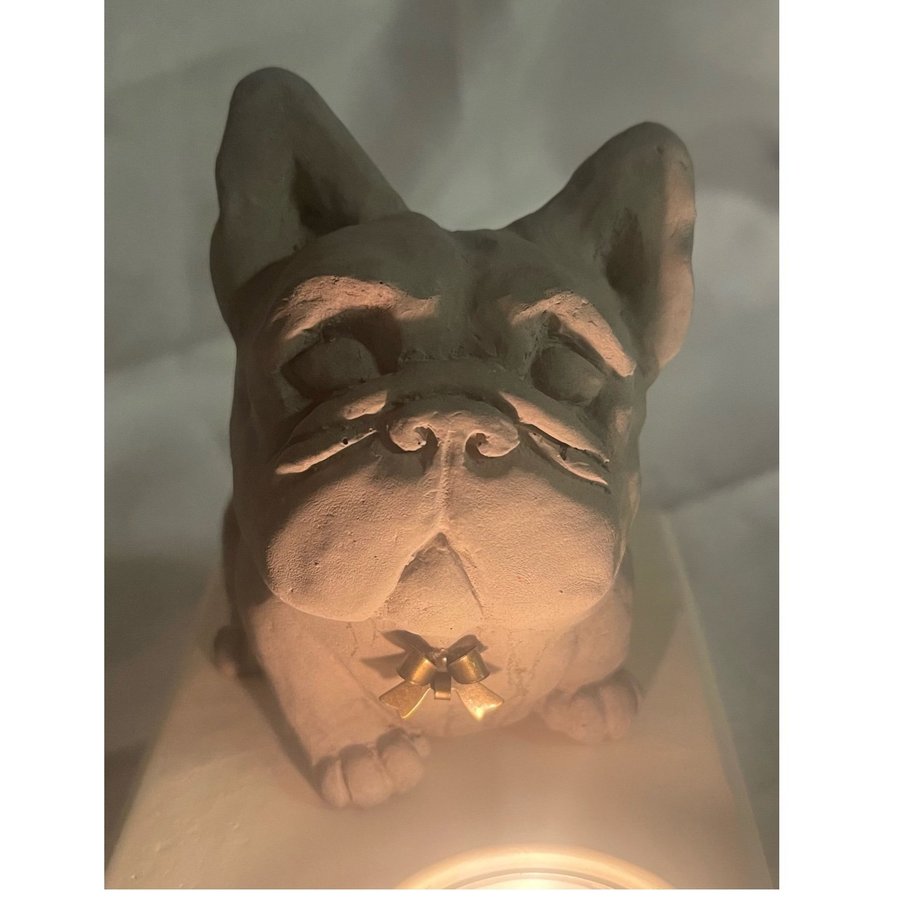 NY unik ljusstake värmeljus skulptur handgjord hund keramik trä fransk bulldog