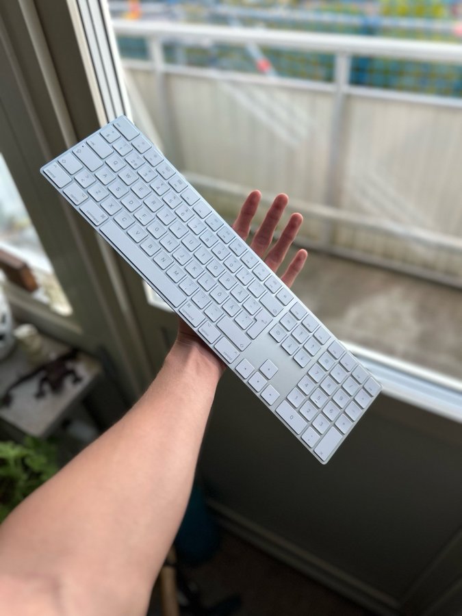 Apple Magic Keyboard med numerisk sats