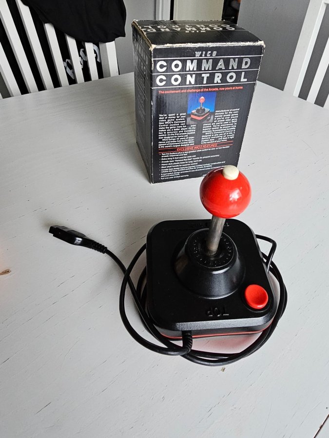 WICO COMMAND CONTROL " Red ball " till Commodore/Amiga/Atari