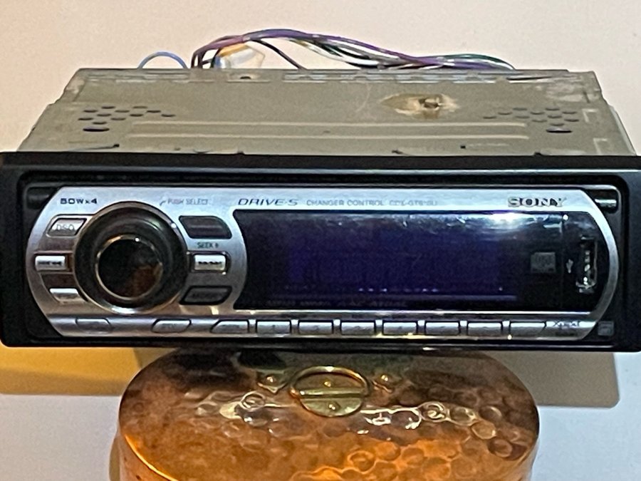 Sony CDX-GT610U Bilstereo