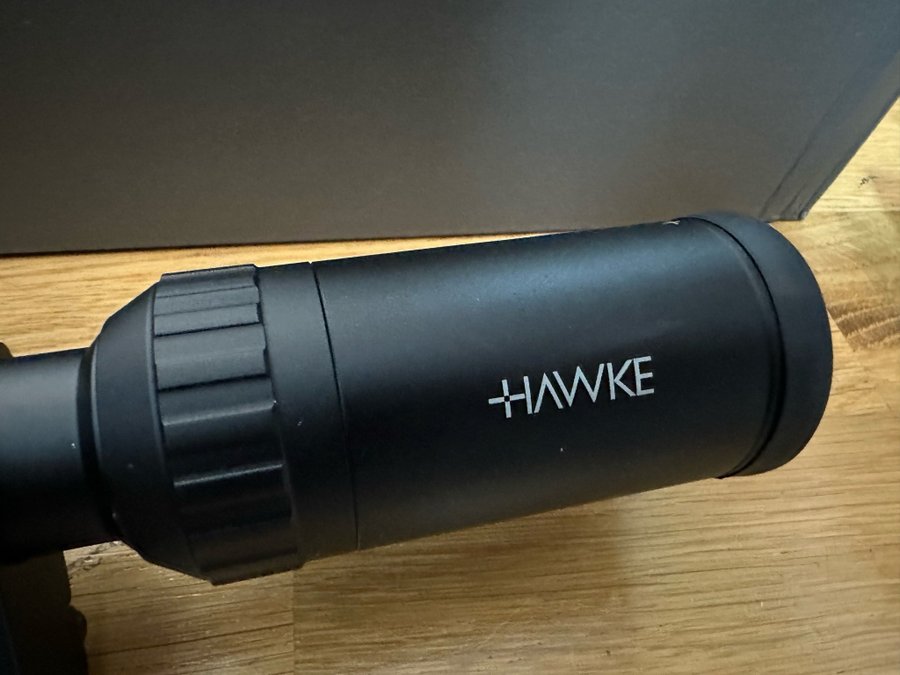 Hawke Fast Mount IR 3-12x50 AO Belyst Mil Dot Kikarsikte helt ny