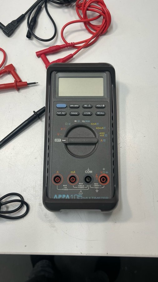 APPA105 Multimeter med skal / Skickas snabbt!