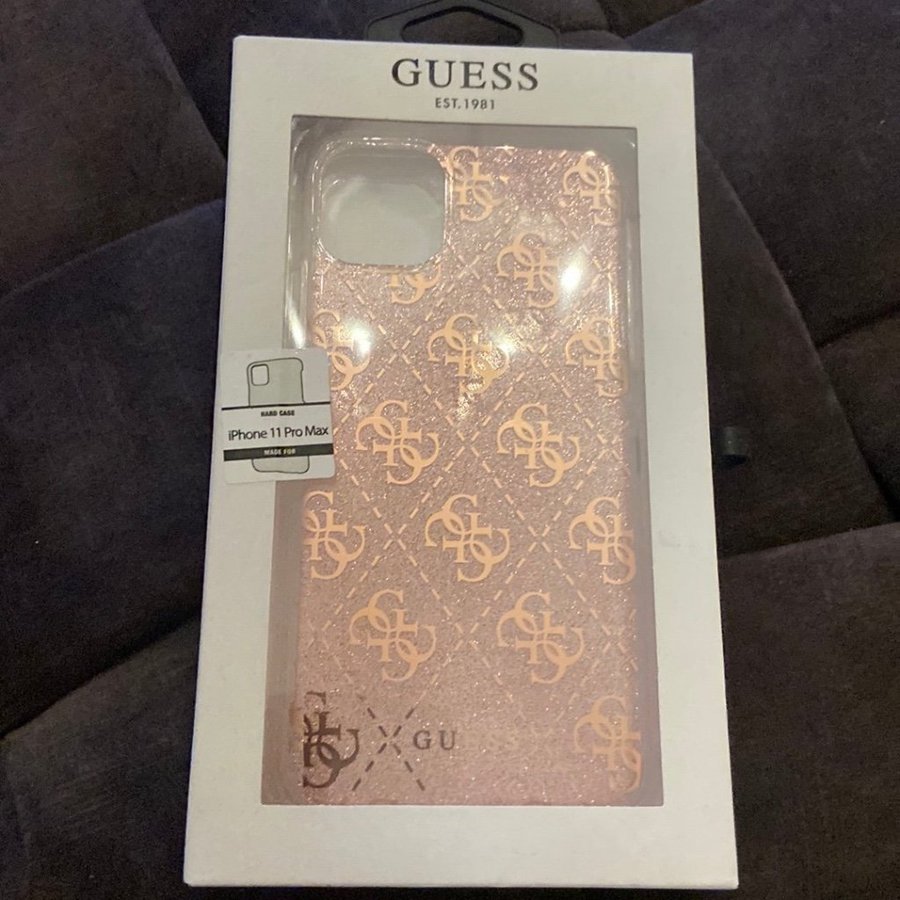 Guess iPhone 11 Pro Max Skal