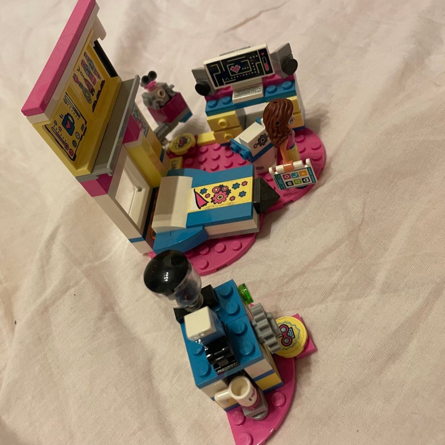 LEGO Friends 41329 Olivias lyxiga sovrum - komplett!