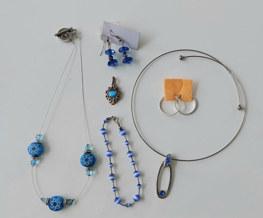 True Blue Set Kettingen oorhangers hangertje en tijgeroog armband