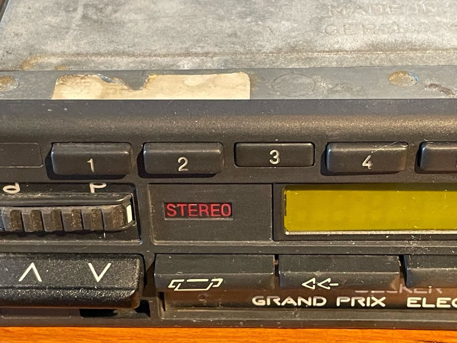 Becker Grand Prix Electronic Bilstereo Automatic