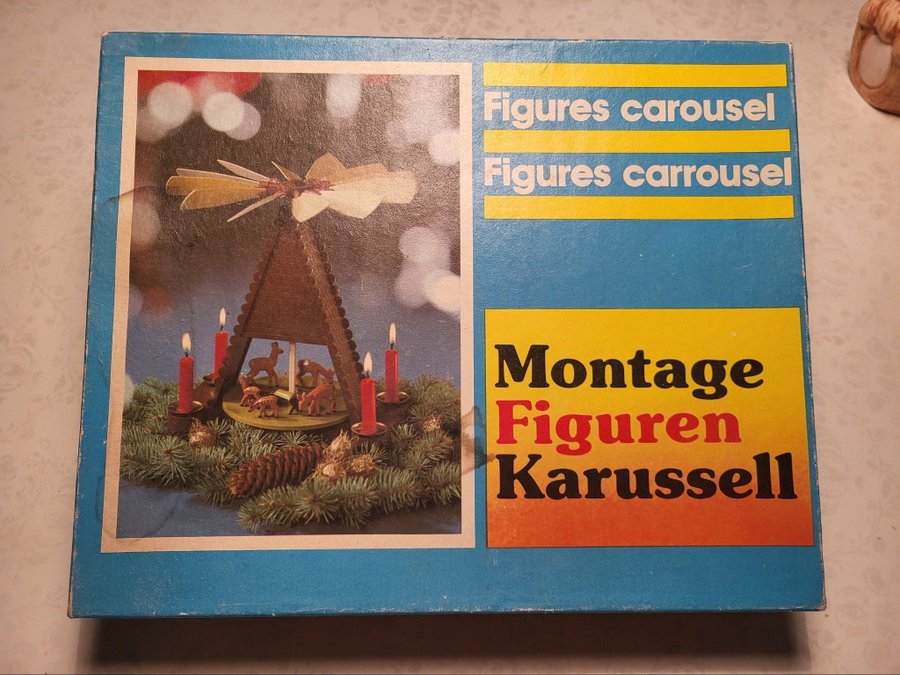 Montags Figuren Karusell