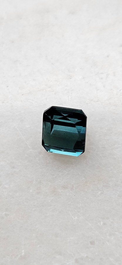 Naturlig Indigo Turmalin 1.79Ct